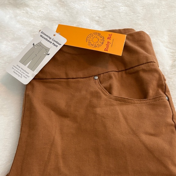 Ruby Rd. Tan Pants with Pocket Detail - Picture 1 of 13